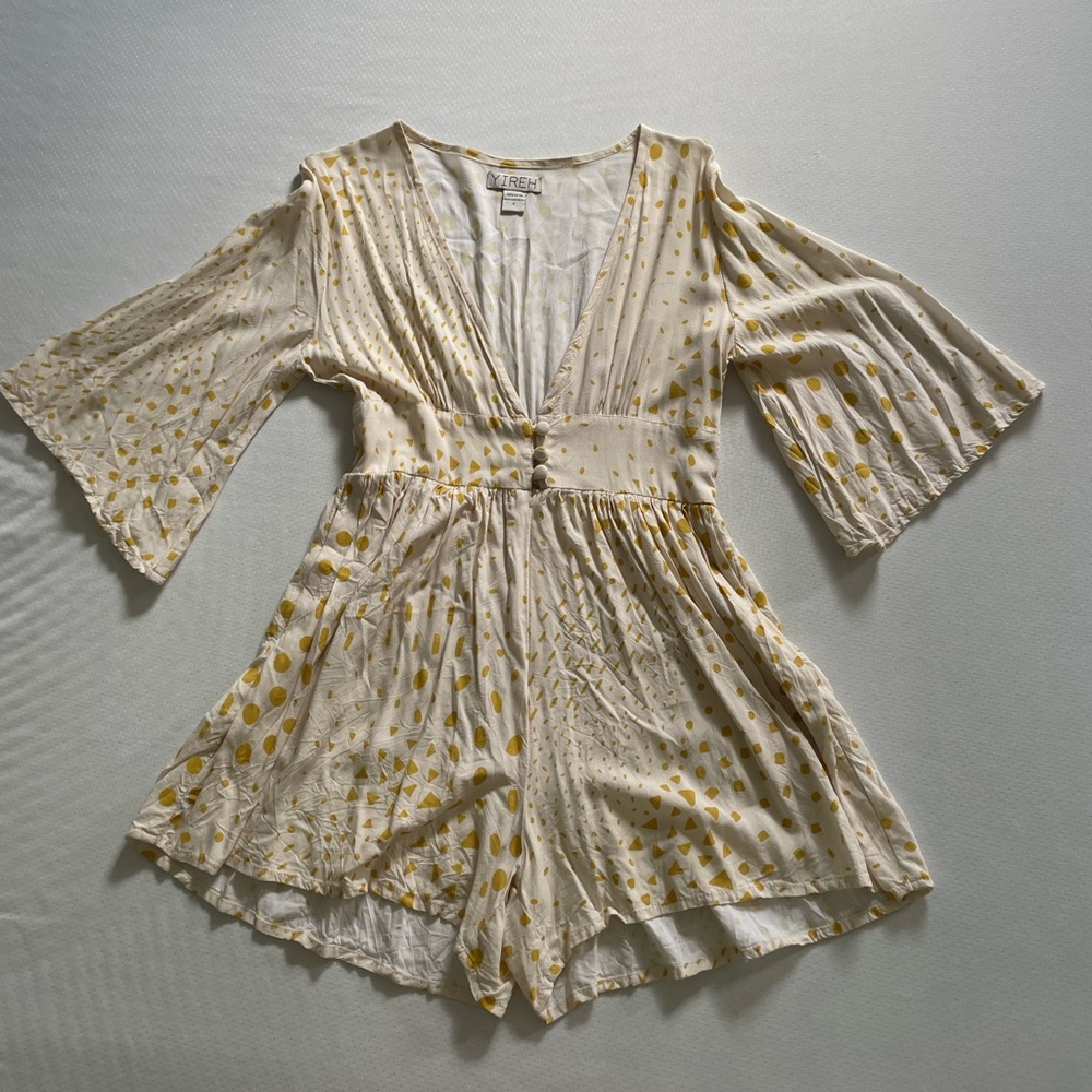 Yireh Nora playsuit star fruit size small
